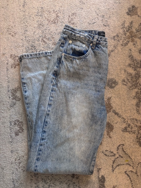 White Fox Boutique Denim - White Fox Boutique Light Blue Relaxed Women's Jeans